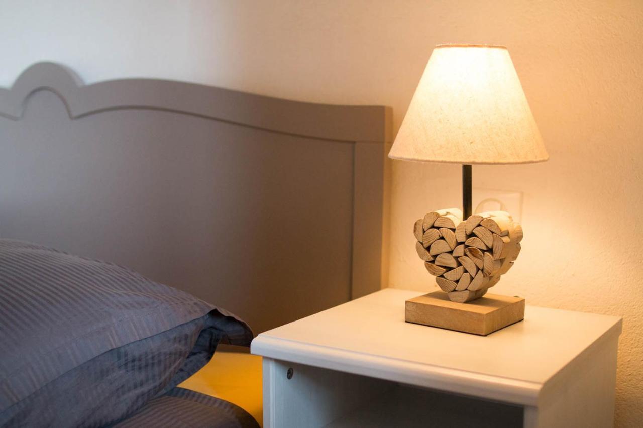 Mas De La Rivoire B&B Villevieille Екстериор снимка