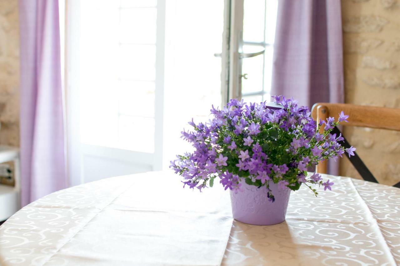 Mas De La Rivoire B&B Villevieille Екстериор снимка