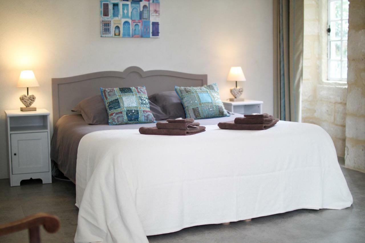 Mas De La Rivoire B&B Villevieille Екстериор снимка