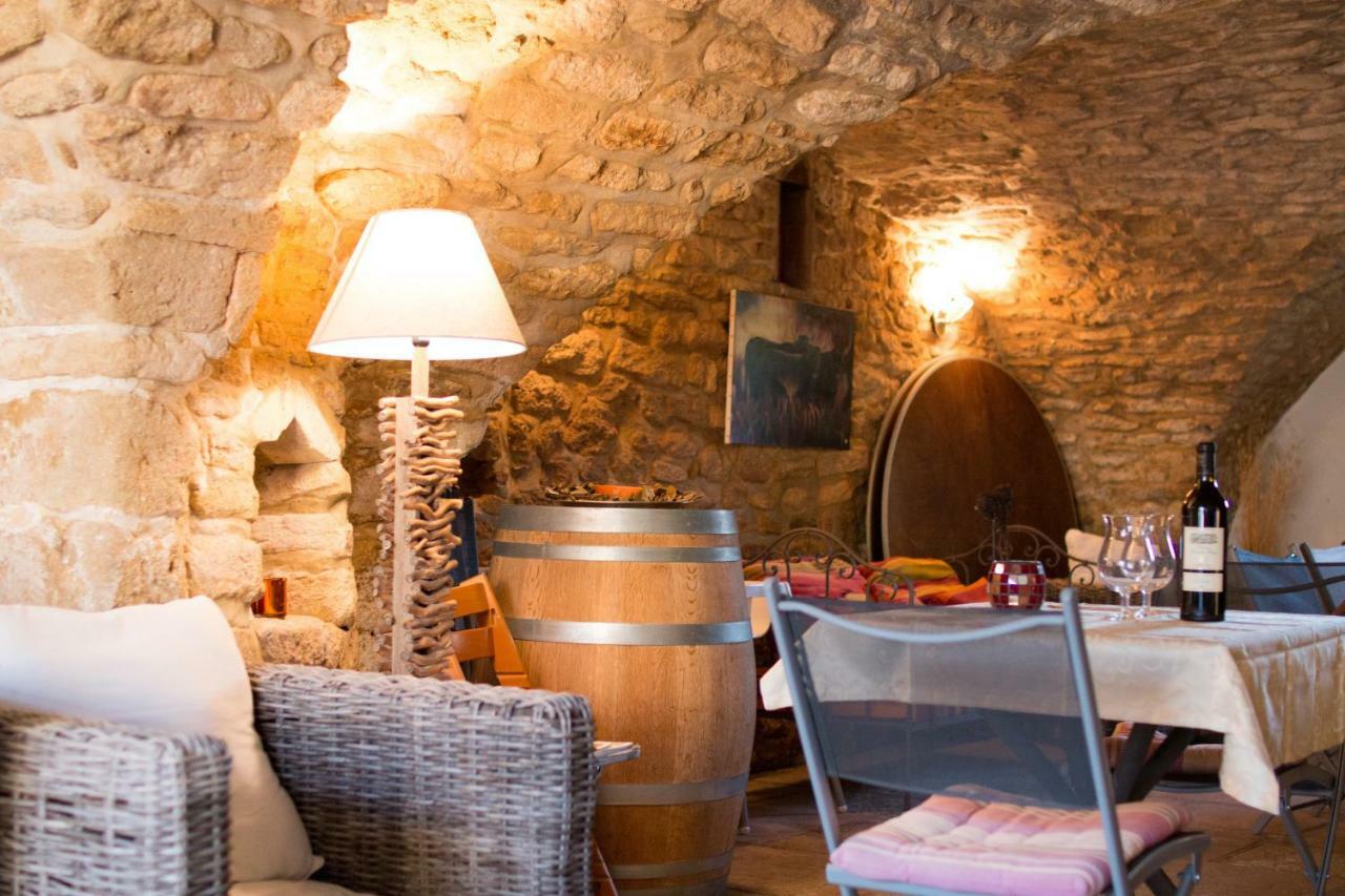 Mas De La Rivoire B&B Villevieille Екстериор снимка
