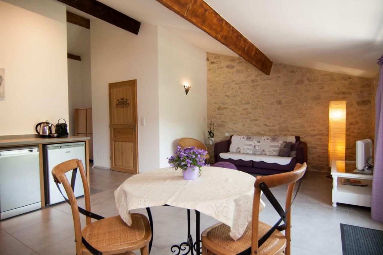 Mas De La Rivoire B&B Villevieille Екстериор снимка